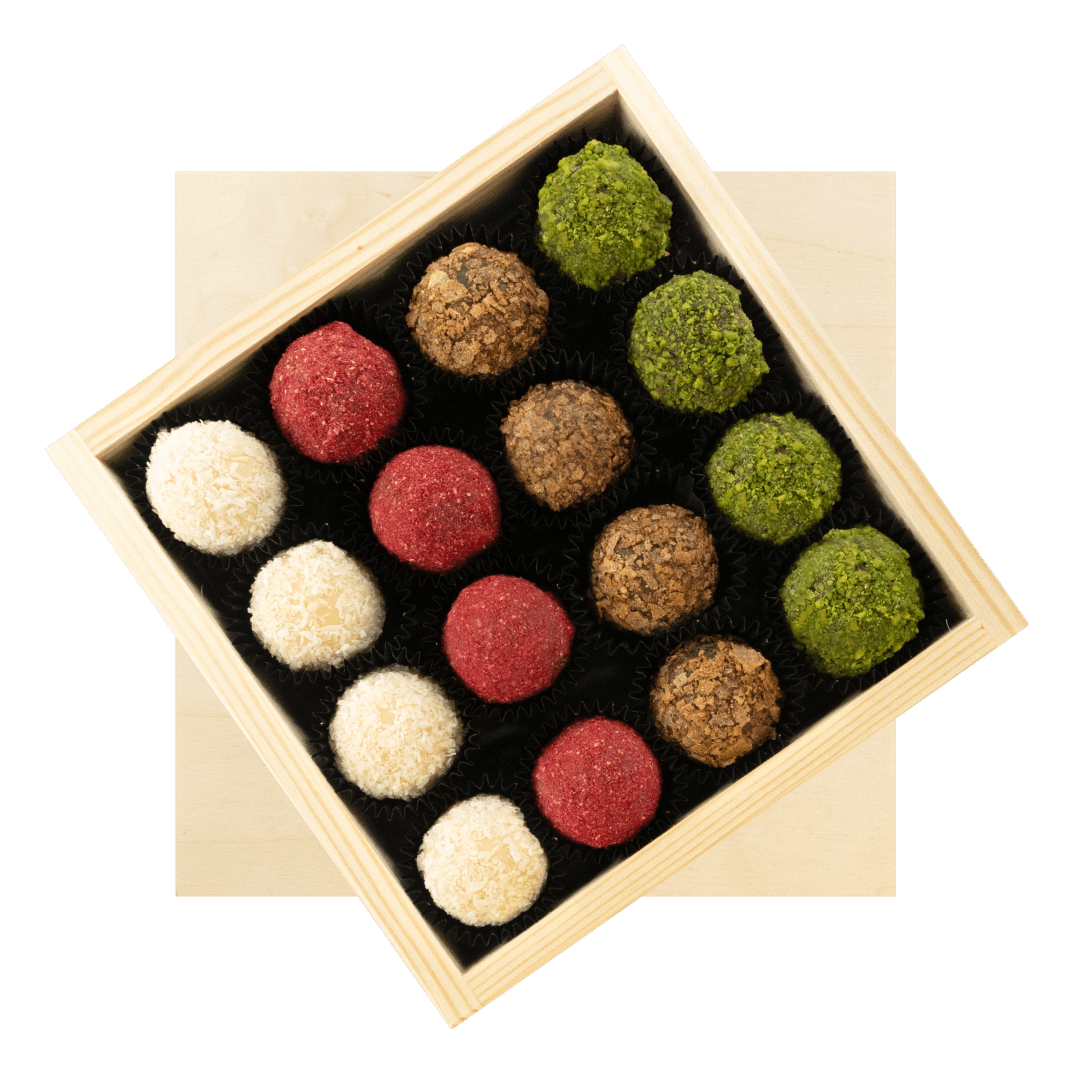 Geschenkbox aus Holz mit 16 Trüffeln