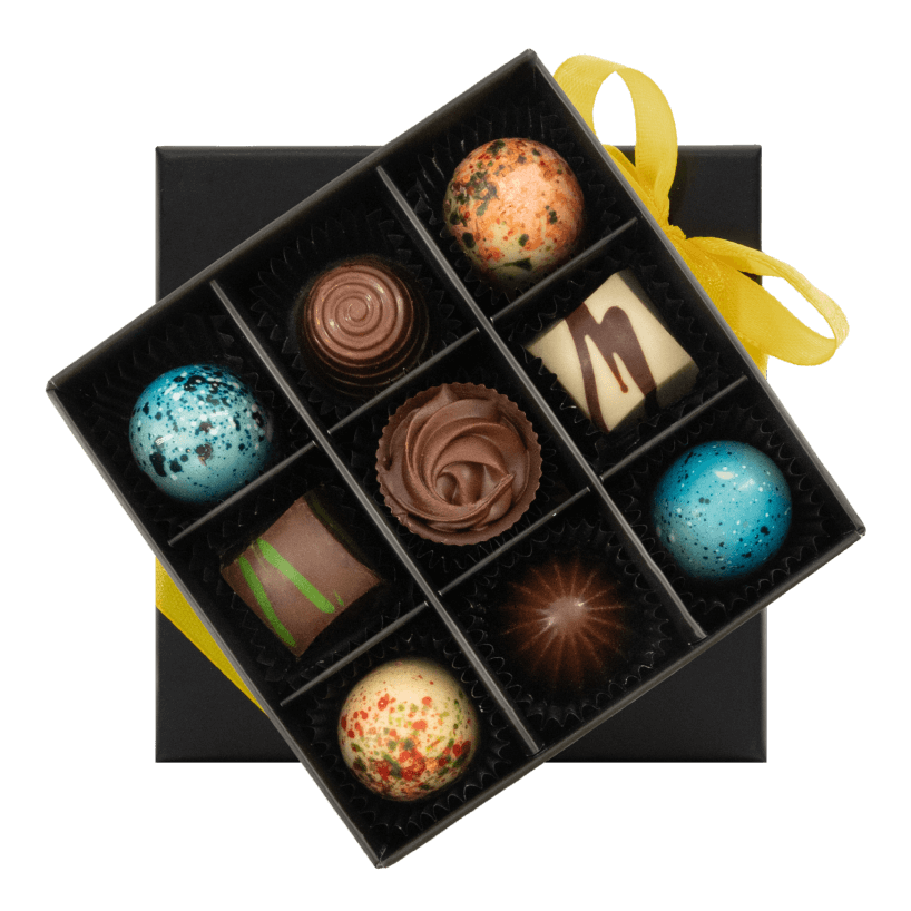 Luxus-Schachtel mit 9 Schokoladenpralinen 135g