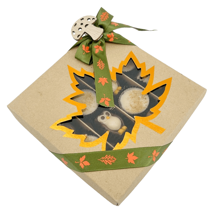 Herbstliche Pralinenmischung in einer handwerklichen Geschenkbox